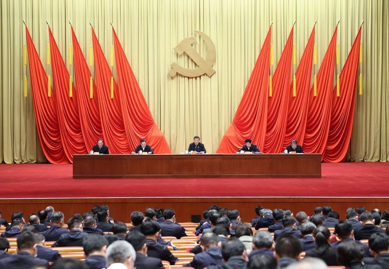 3月1日，2022年春季学期中央党校（国家行政学院）中青年干部培训班在中央党校开班。中共中央总书记、国家主席、中央军委主席习近平在开班式上发表重要讲话。 新华社记者 刘彬 摄